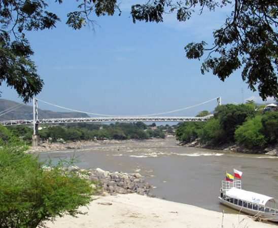 Puente Navarro